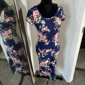 No Boundaries Pink Scoop Neck Bodycon Midi Dress